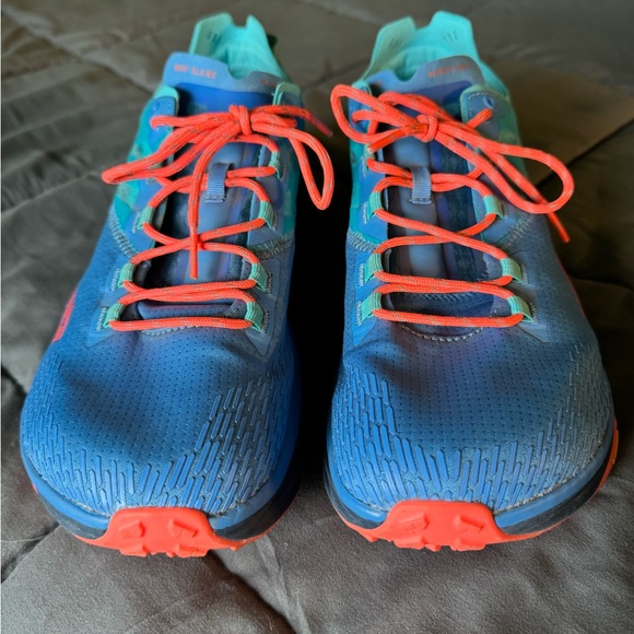 Altra Mont Blanc Blue - Picture 5 of 7